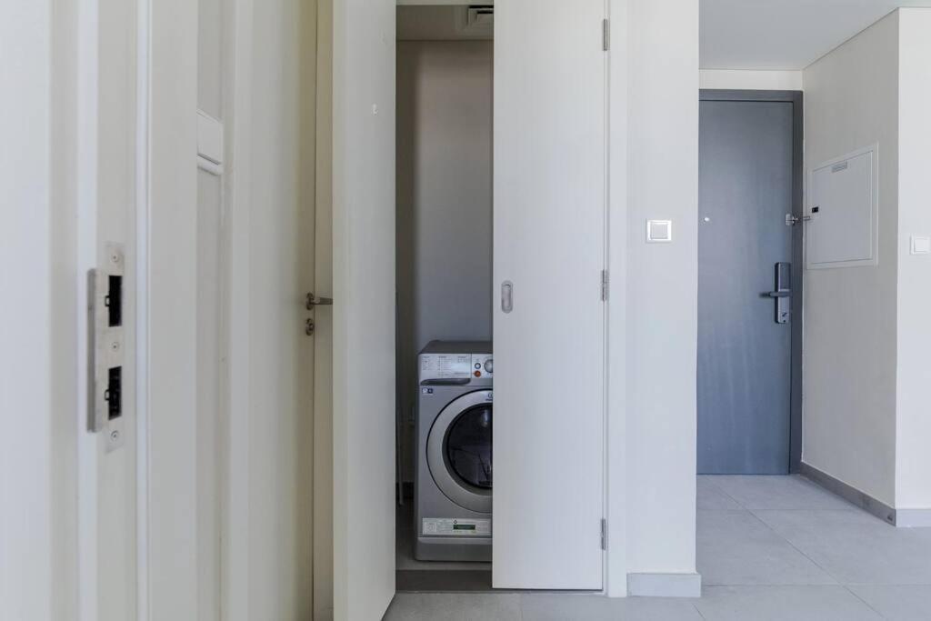 Sahab - Solo 1Br Apt In Al Jada Şarja Dış mekan fotoğraf