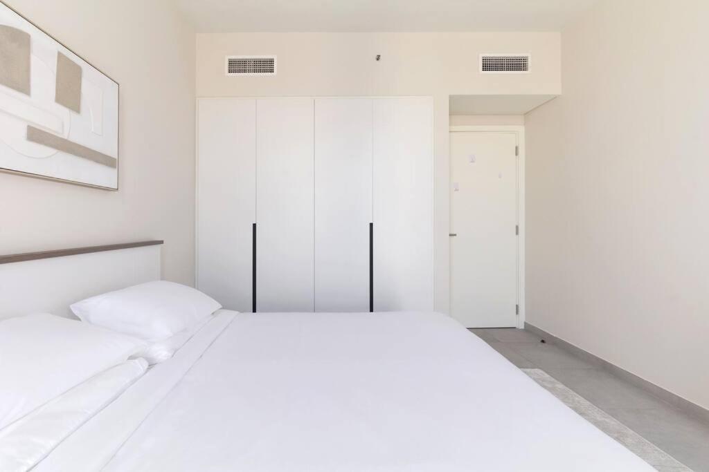Sahab - Solo 1Br Apt In Al Jada Şarja Dış mekan fotoğraf
