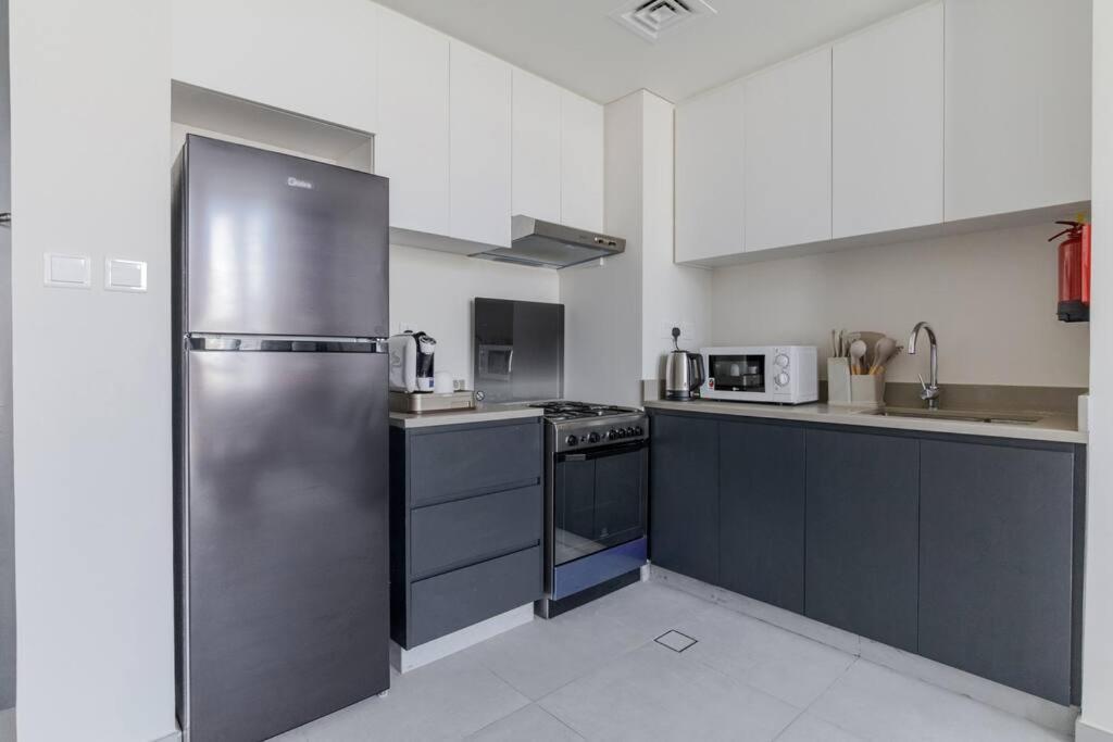 Sahab - Solo 1Br Apt In Al Jada Şarja Dış mekan fotoğraf