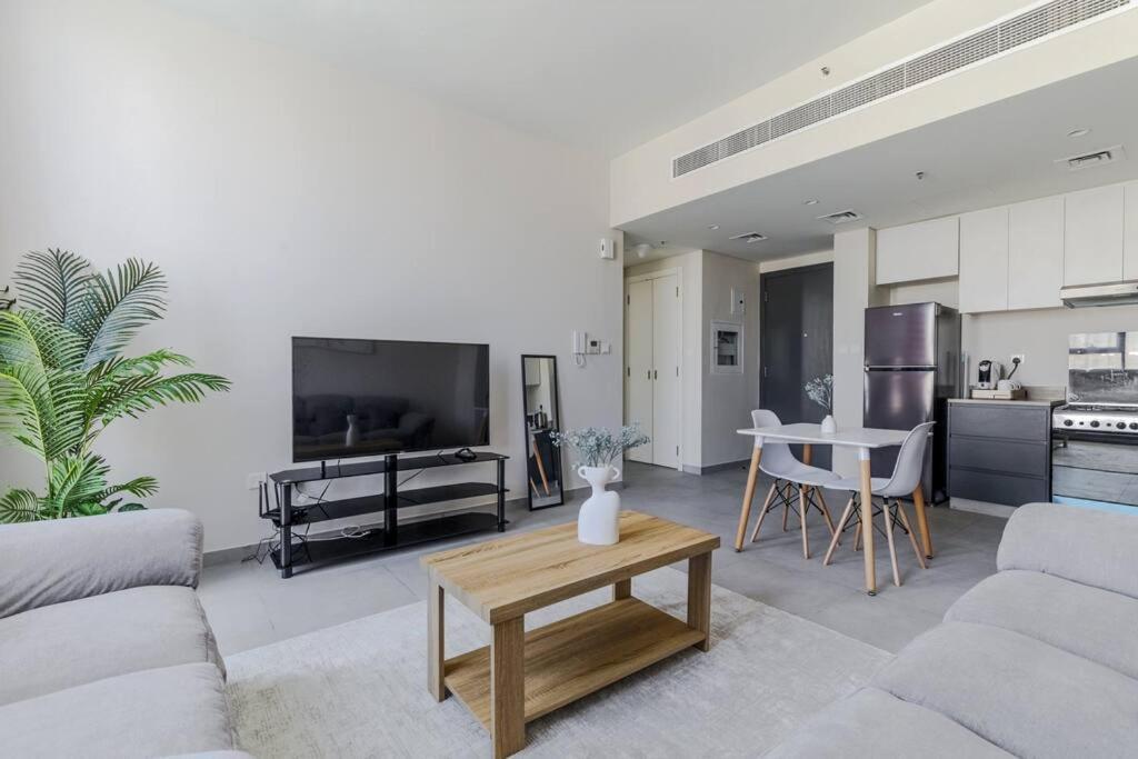 Sahab - Solo 1Br Apt In Al Jada Şarja Dış mekan fotoğraf