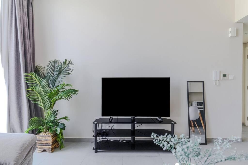 Sahab - Solo 1Br Apt In Al Jada Şarja Dış mekan fotoğraf