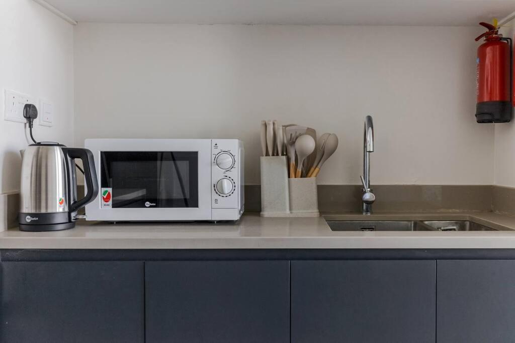 Sahab - Solo 1Br Apt In Al Jada Şarja Dış mekan fotoğraf