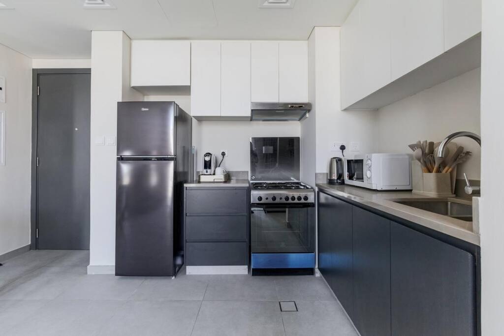 Sahab - Solo 1Br Apt In Al Jada Şarja Dış mekan fotoğraf